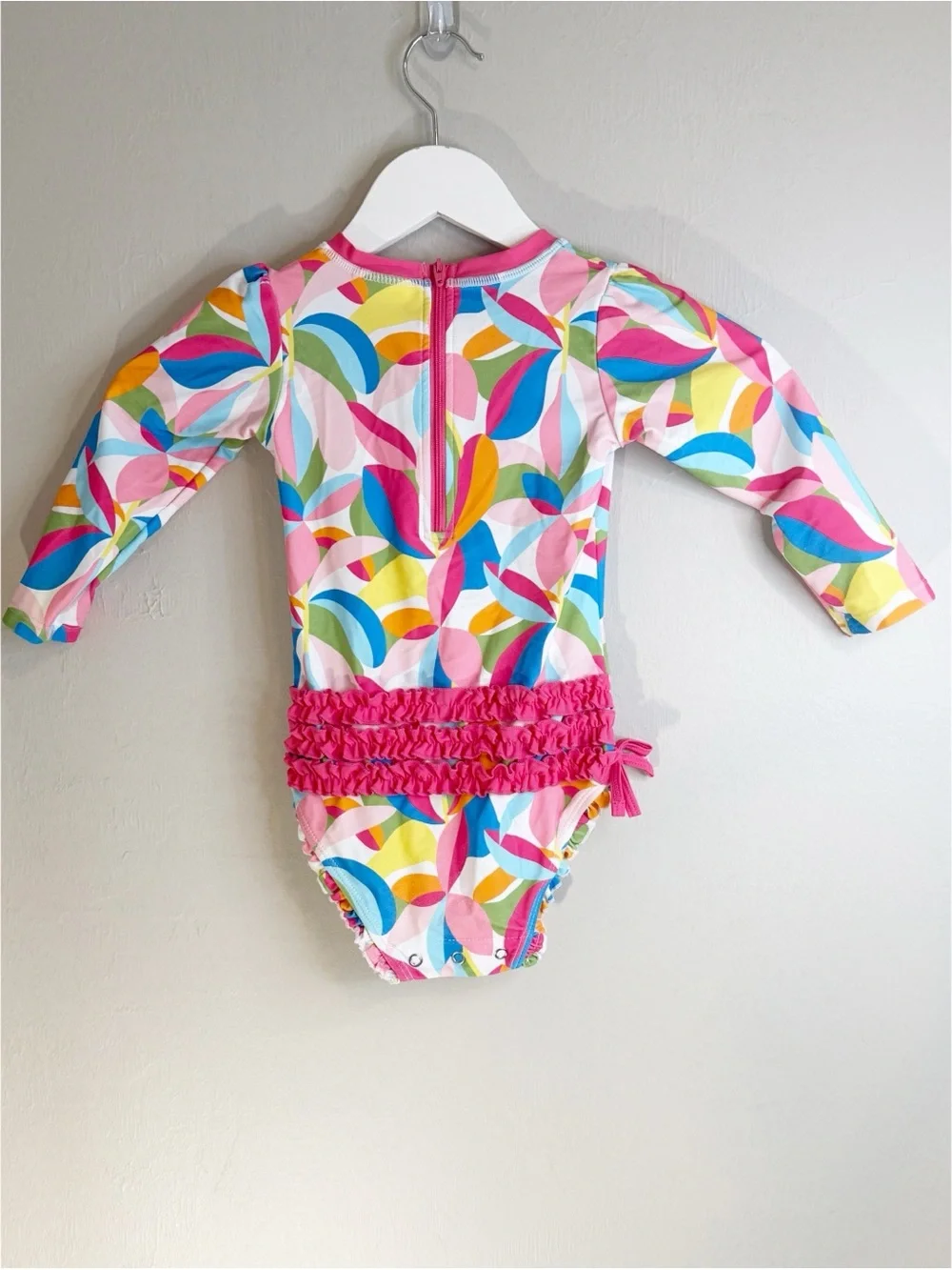 RUFFLE BUTTS Girls TROPICAL ADVENTURE Long Sleeve Rash Guard One Piece Swim 2T.